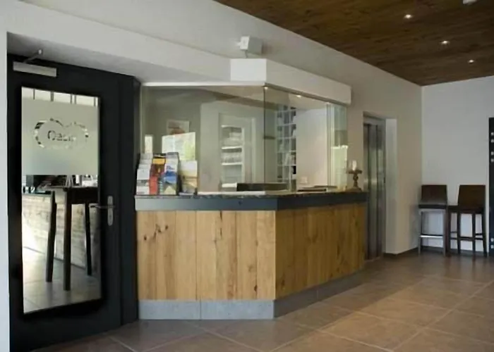 Oasis Hotel 3*